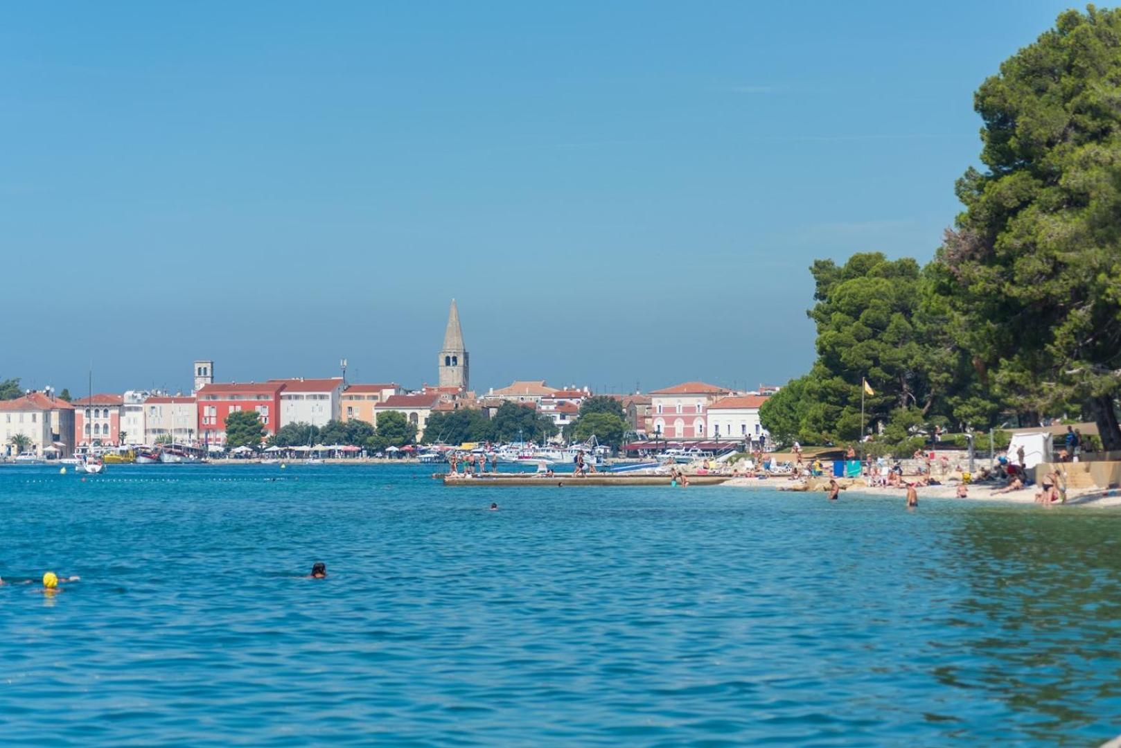 Apartment Gaby With Balcony Porec Exterior photo